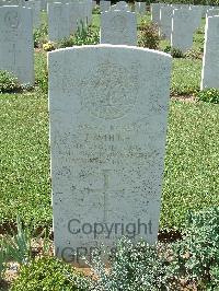 Sangro River War Cemetery - White, Leslie
