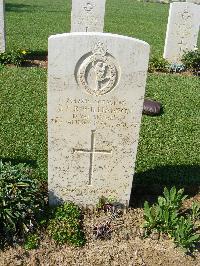 Sangro River War Cemetery - Williamson, James Frederic Ridley