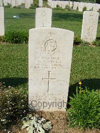 Sangro River War Cemetery - Wright, George Albert
