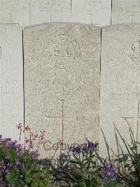 Noeux-Les-Mines Communal Cemetery - Allen, M H