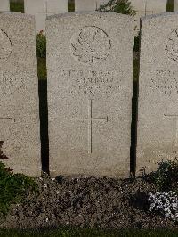 Noeux-Les-Mines Communal Cemetery - Anderson, J