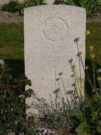 Noeux-Les-Mines Communal Cemetery - Barrett, Samuel James