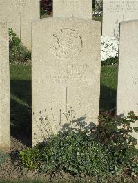 Noeux-Les-Mines Communal Cemetery - Barter, G