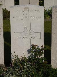Noeux-Les-Mines Communal Cemetery - Bird, H
