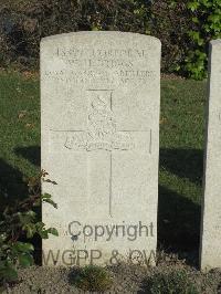 Noeux-Les-Mines Communal Cemetery - Briggs, W H