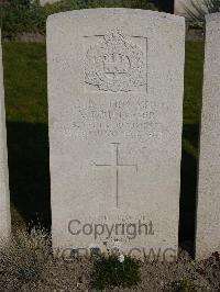 Noeux-Les-Mines Communal Cemetery - Butcher, Arthur John