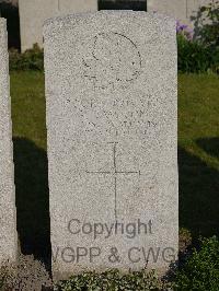 Noeux-Les-Mines Communal Cemetery - Cameron, A