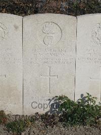 Noeux-Les-Mines Communal Cemetery - Cannon, Henry William