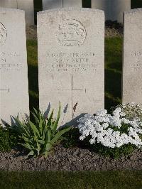 Noeux-Les-Mines Communal Cemetery - Carter, A C