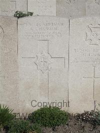 Noeux-Les-Mines Communal Cemetery - Chapman, R