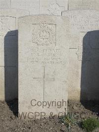 Noeux-Les-Mines Communal Cemetery - Clark, Henry Samuel