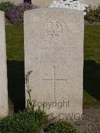 Noeux-Les-Mines Communal Cemetery - Clarke, C A