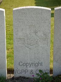 Noeux-Les-Mines Communal Cemetery - Clarke, Cyril George