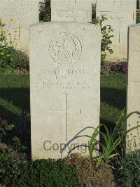 Noeux-Les-Mines Communal Cemetery - Cole, J