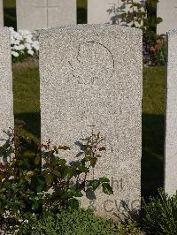 Noeux-Les-Mines Communal Cemetery - Coll, James Hanna