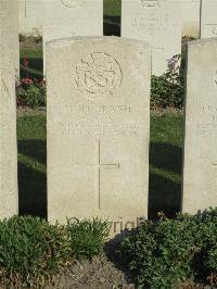 Noeux-Les-Mines Communal Cemetery - Cox, G