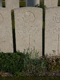 Noeux-Les-Mines Communal Cemetery - Davies, Thomas Griffith