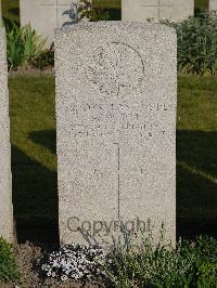 Noeux-Les-Mines Communal Cemetery - Dye, Albert William