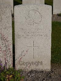 Noeux-Les-Mines Communal Cemetery - Emery, Charles Edward