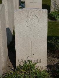 Noeux-Les-Mines Communal Cemetery - Emuss, William Thomas