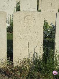 Noeux-Les-Mines Communal Cemetery - Fairclough, John Ernest