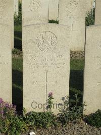 Noeux-Les-Mines Communal Cemetery - Forrett, W