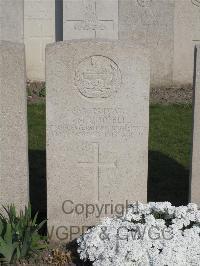 Noeux-Les-Mines Communal Cemetery - Godsell, J M