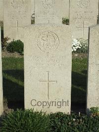 Noeux-Les-Mines Communal Cemetery - Gowen, W R