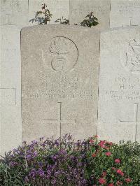 Noeux-Les-Mines Communal Cemetery - Gray, James Todd