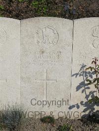 Noeux-Les-Mines Communal Cemetery - Hamilton, C