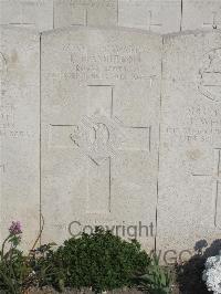 Noeux-Les-Mines Communal Cemetery - Hamilton, Thomas