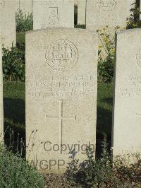 Noeux-Les-Mines Communal Cemetery - Hammond, J W T