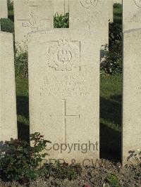 Noeux-Les-Mines Communal Cemetery - Hanslow, W