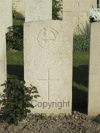 Noeux-Les-Mines Communal Cemetery - Higgins, T