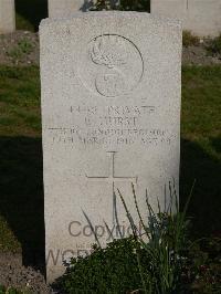 Noeux-Les-Mines Communal Cemetery - Hurst, E