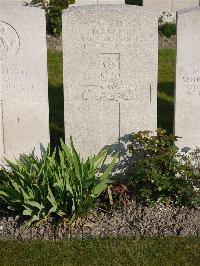 Noeux-Les-Mines Communal Cemetery - Jenns, H