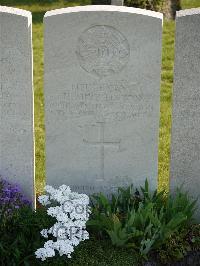 Noeux-Les-Mines Communal Cemetery - Linton, Henry McEwan