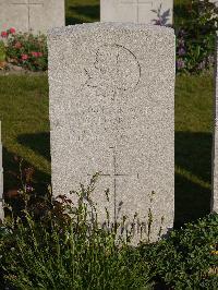 Noeux-Les-Mines Communal Cemetery - Lobban, R
