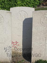 Noeux-Les-Mines Communal Cemetery - MacK, John