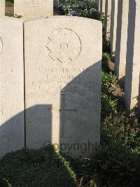 Noeux-Les-Mines Communal Cemetery - Manuel, T