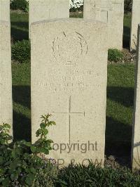 Noeux-Les-Mines Communal Cemetery - Martin, A E