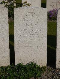 Noeux-Les-Mines Communal Cemetery - Matthewson, T