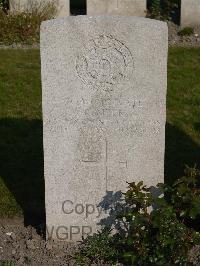 Noeux-Les-Mines Communal Cemetery - Meek, R