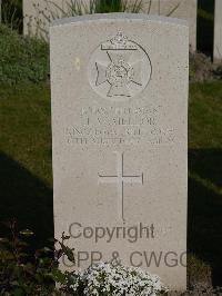 Noeux-Les-Mines Communal Cemetery - Mellor, J V