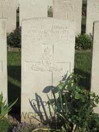 Noeux-Les-Mines Communal Cemetery - Menzies, Samuel