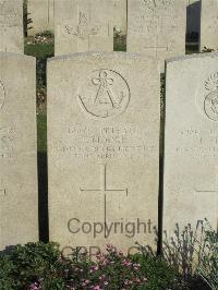 Noeux-Les-Mines Communal Cemetery - Moore, J