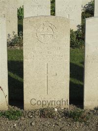 Noeux-Les-Mines Communal Cemetery - Moorfield, Mark