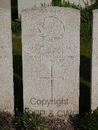 Noeux-Les-Mines Communal Cemetery - Moran, R