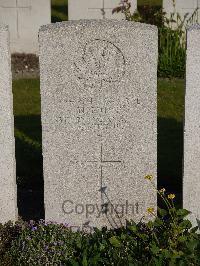 Noeux-Les-Mines Communal Cemetery - Muise, N