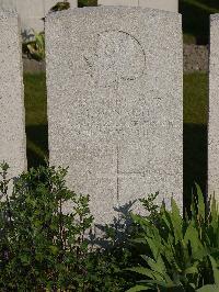 Noeux-Les-Mines Communal Cemetery - Naish, M W